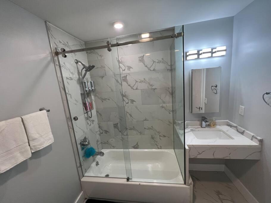 The Charming Suite - 1Br Close To Nyc Paterson Exterior foto